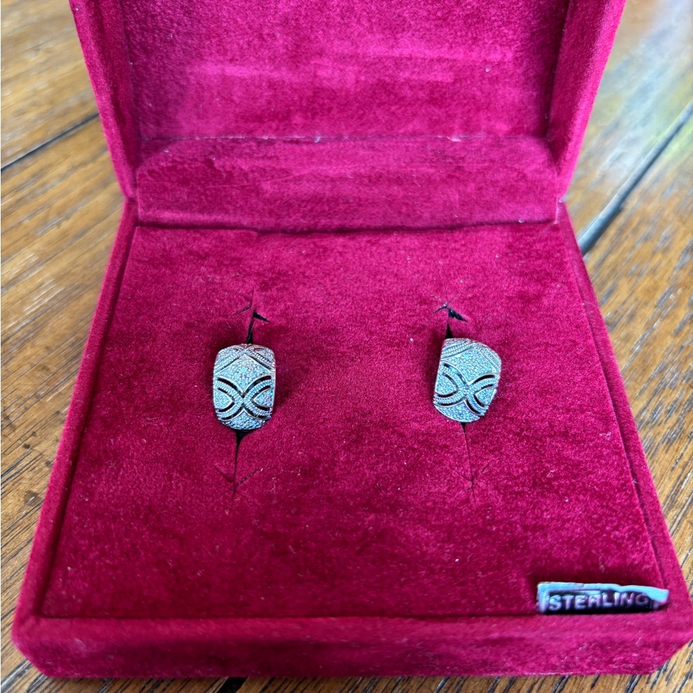 Sterling Silver hoop Earrings.  Reversible.